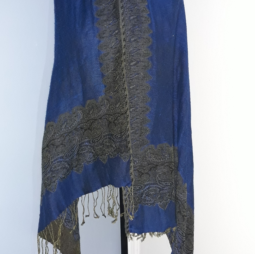 Beautiful Wrap Shawl